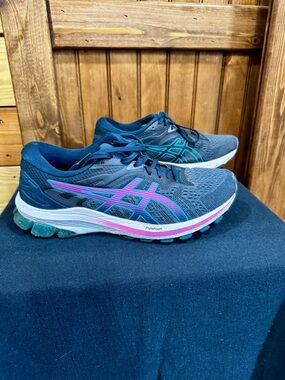 Women’s Asics GT-1000 10 French Blue/purple Running Shoes -size 10